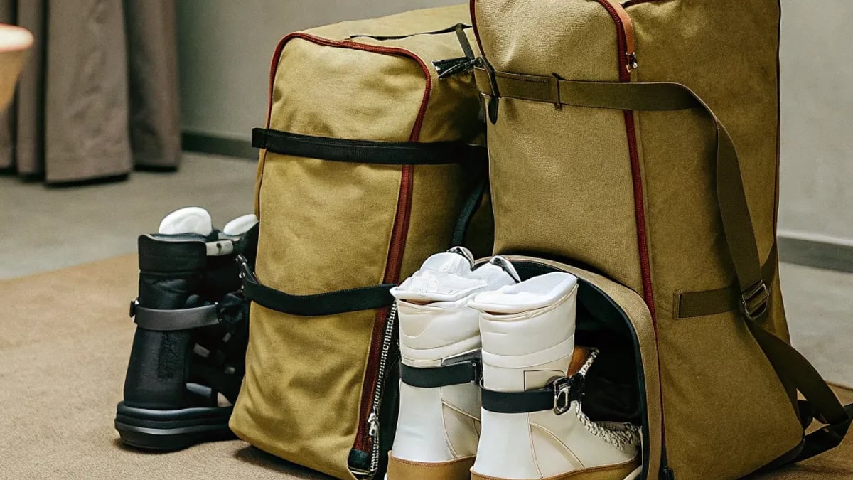 Best Ski Boot Bags for Easy Mountain Travel