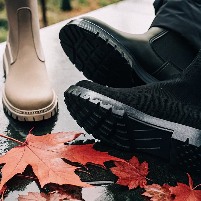 Top Fall Footwear for Slippery Trails and Wet Leaves